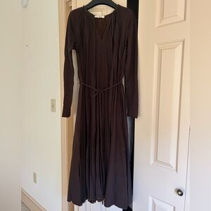 CHICJOC Pleated Wool-Blend Long Sleeve Midi Dress in Chocolate Brown